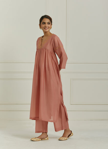 Dust pink embroidery  chanderi kurta with pants  and dupatta