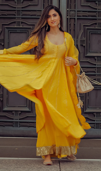 Shivani Raina In Jamaal Yellow Mukaish Chanderi Anarkali With Palazzo And Organza Dupatta- Set Of 3