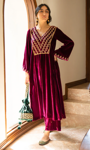 Bareen Embroidered - Deep Orchid Front Yoke Velvet Kurta And Palazzo - Set Of 2