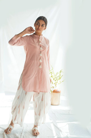 Casual Wear White Light Pink Cotton kaftan, Size: Large at Rs 555/piece in  Jaipur