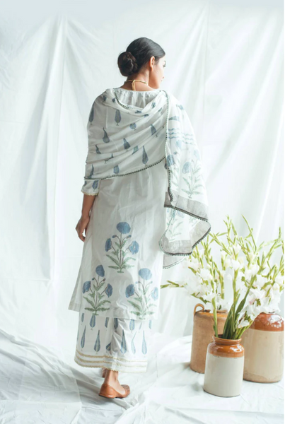 Bahameen Blue Mughal Print Straight Suit Set Of 3
